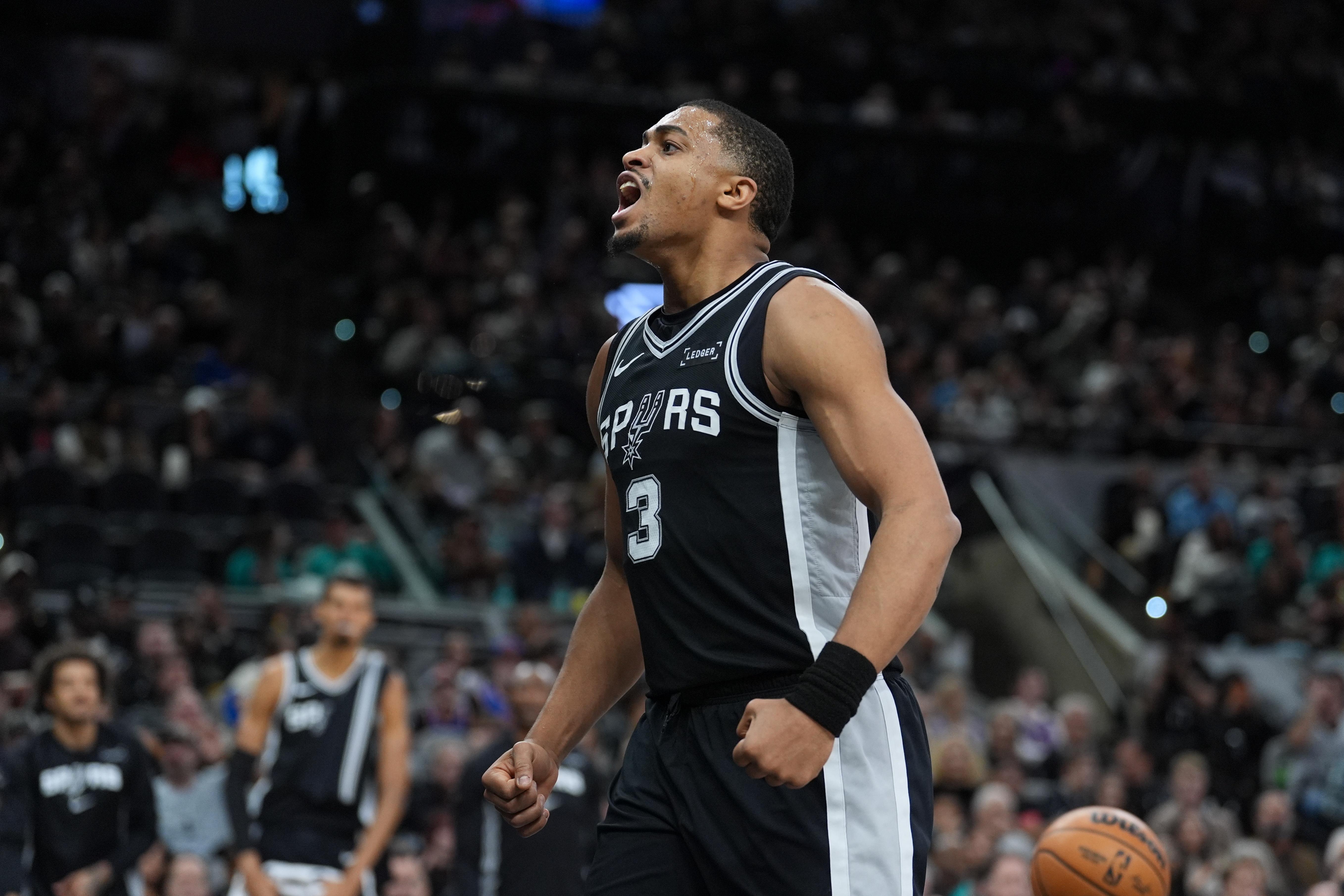 九游娱乐app-圣安东尼奥马刺迎全明星赛关键赛，今晨主帅复盘，赛场秩序良好，球队文化再被提及的简单介绍